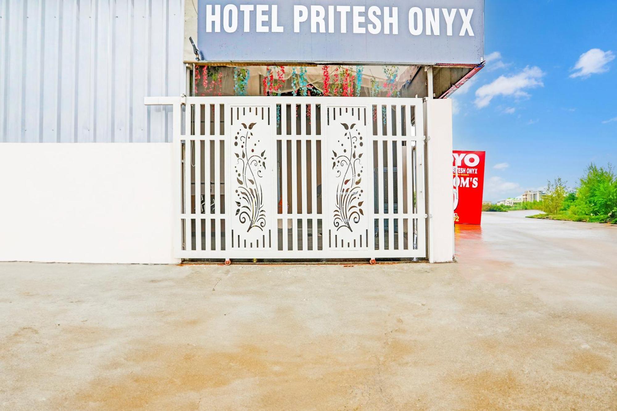 Hotel O Pritesh Onyx Nagpur Bagian luar foto